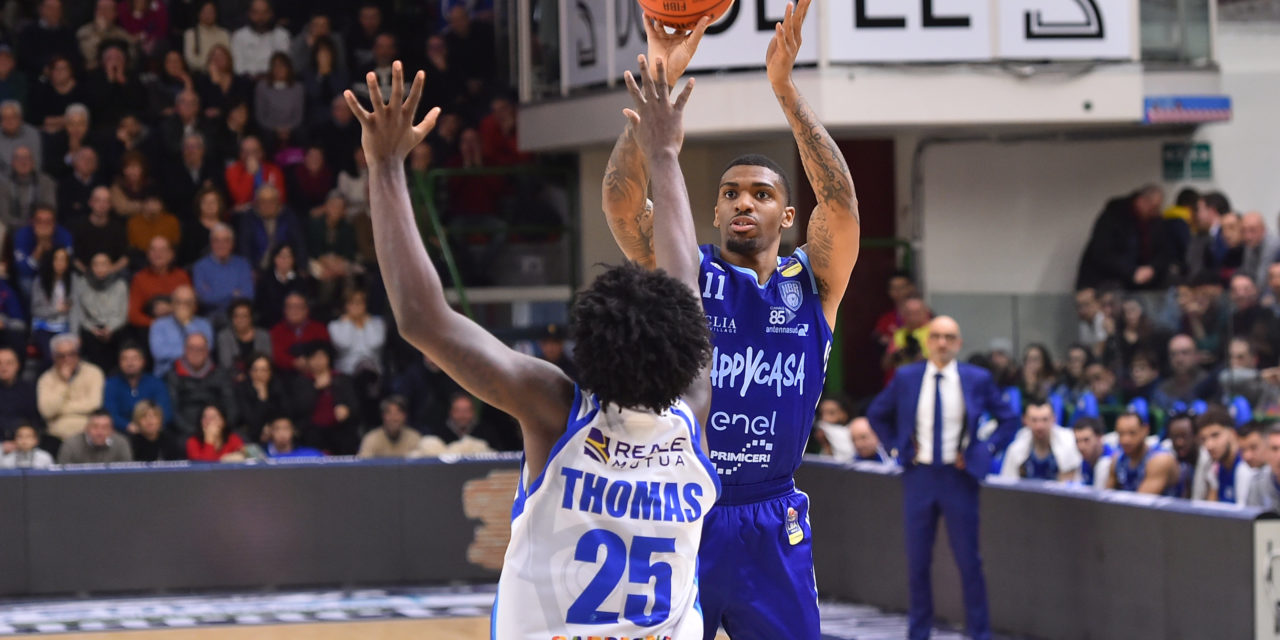 https://www.newbasketbrindisi.it/wp-content/uploads/2019/02/LUI_3267-1280x640.jpg