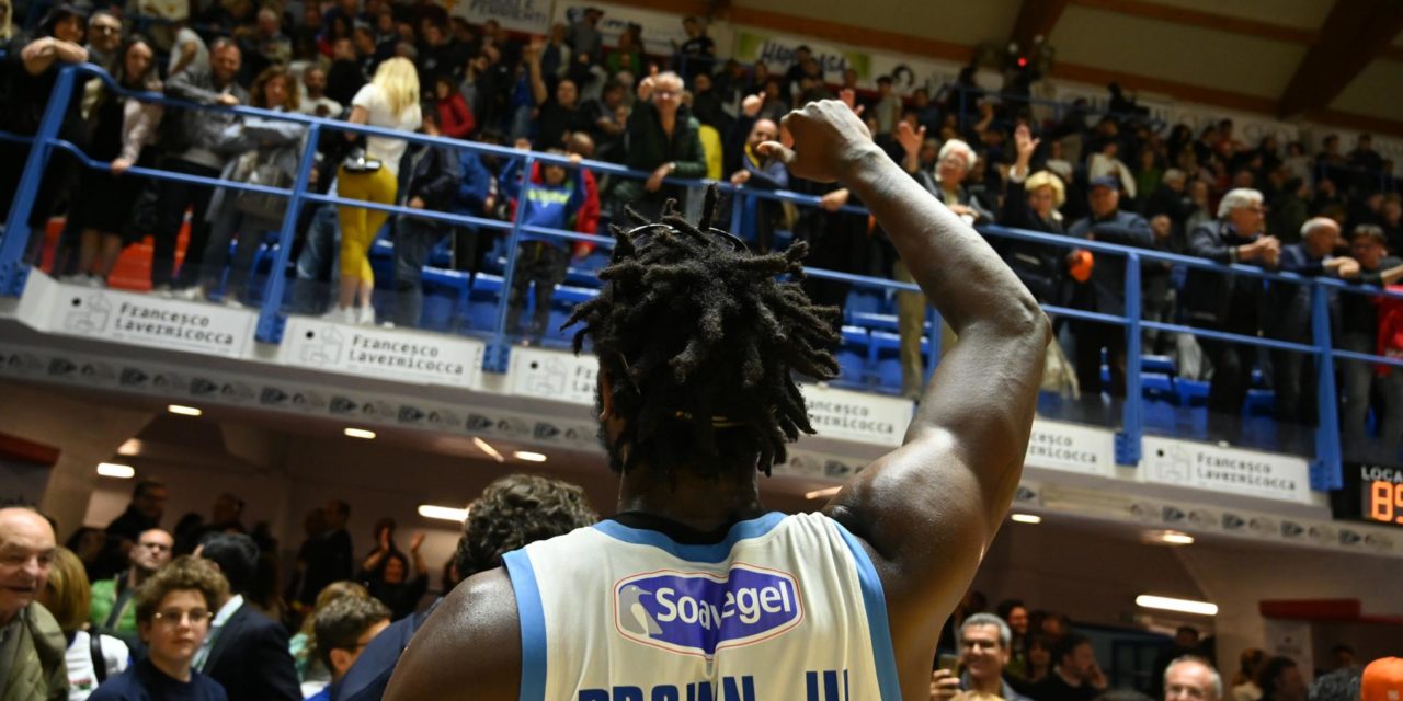https://www.newbasketbrindisi.it/wp-content/uploads/2019/04/DSC_0818-1280x640.jpg