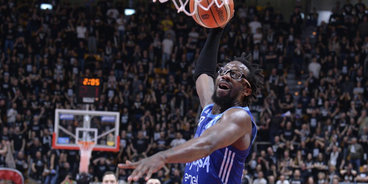 https://www.newbasketbrindisi.it/wp-content/uploads/2019/04/GIP5078-1-1280x640.jpg