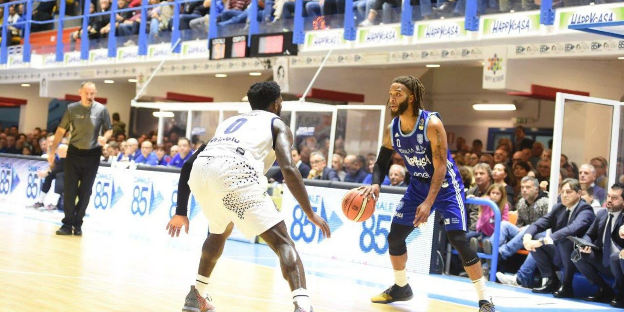 https://www.newbasketbrindisi.it/wp-content/uploads/2019/08/DAM_3958-1280x640.jpg