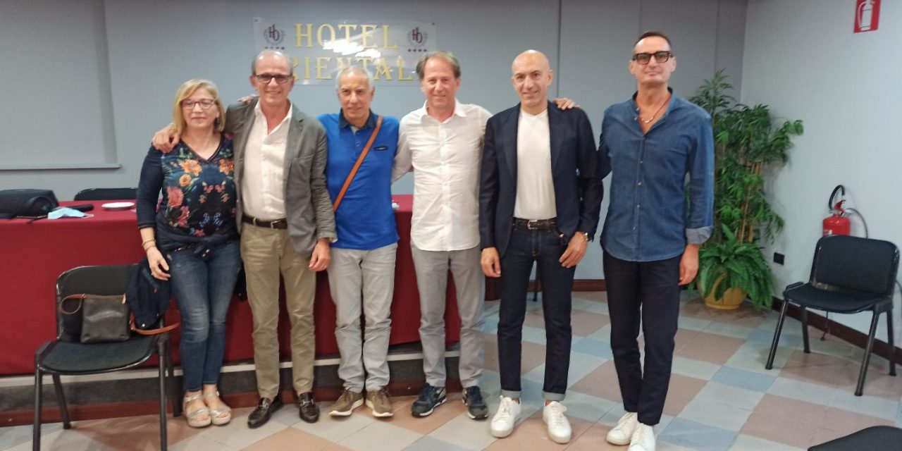 https://www.newbasketbrindisi.it/wp-content/uploads/2020/06/Direttivo-Brindisi-vola-a-canestro-1280x640.jpg