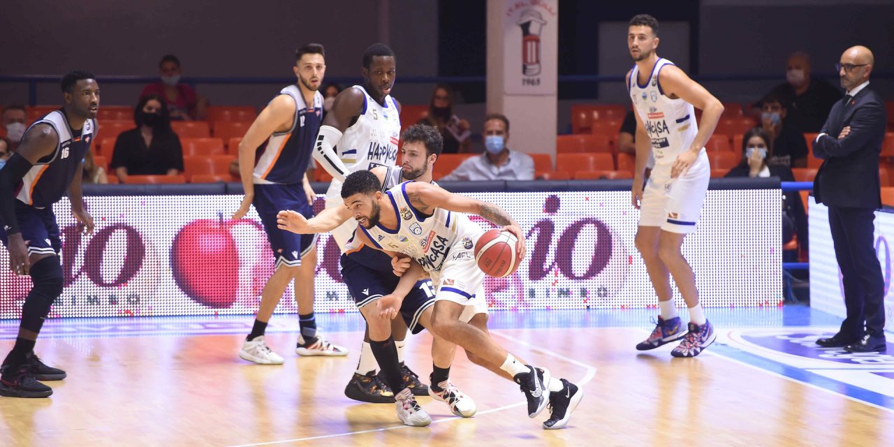 https://www.newbasketbrindisi.it/wp-content/uploads/2021/02/117-1280x640.jpg