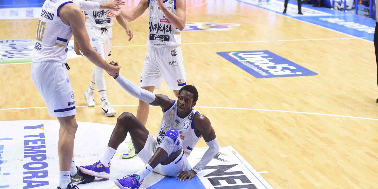 https://www.newbasketbrindisi.it/wp-content/uploads/2021/04/DSC_1384-1280x640.jpg