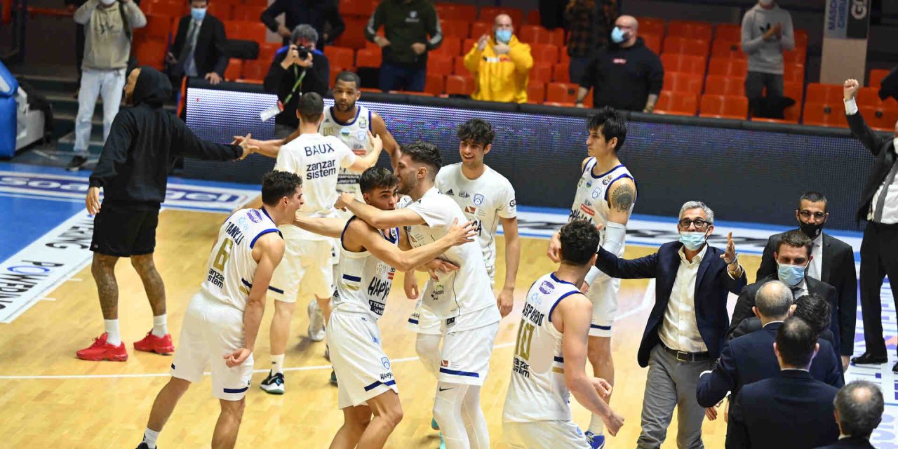 https://www.newbasketbrindisi.it/wp-content/uploads/2021/04/Z61_0508-1-1280x640.jpg