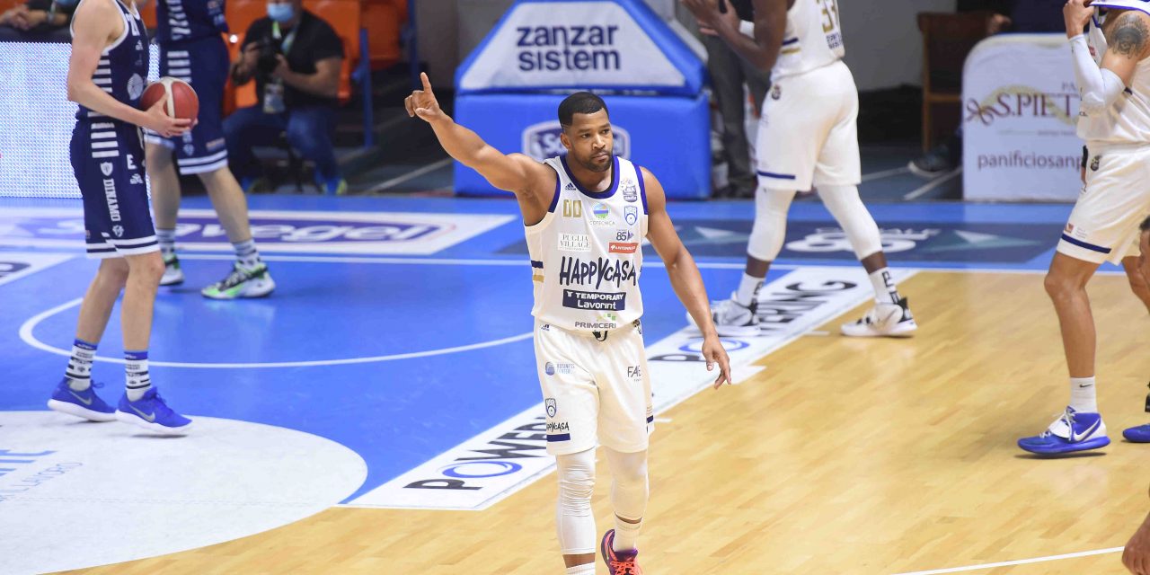 https://www.newbasketbrindisi.it/wp-content/uploads/2021/05/DSC_6310-1280x640.jpg