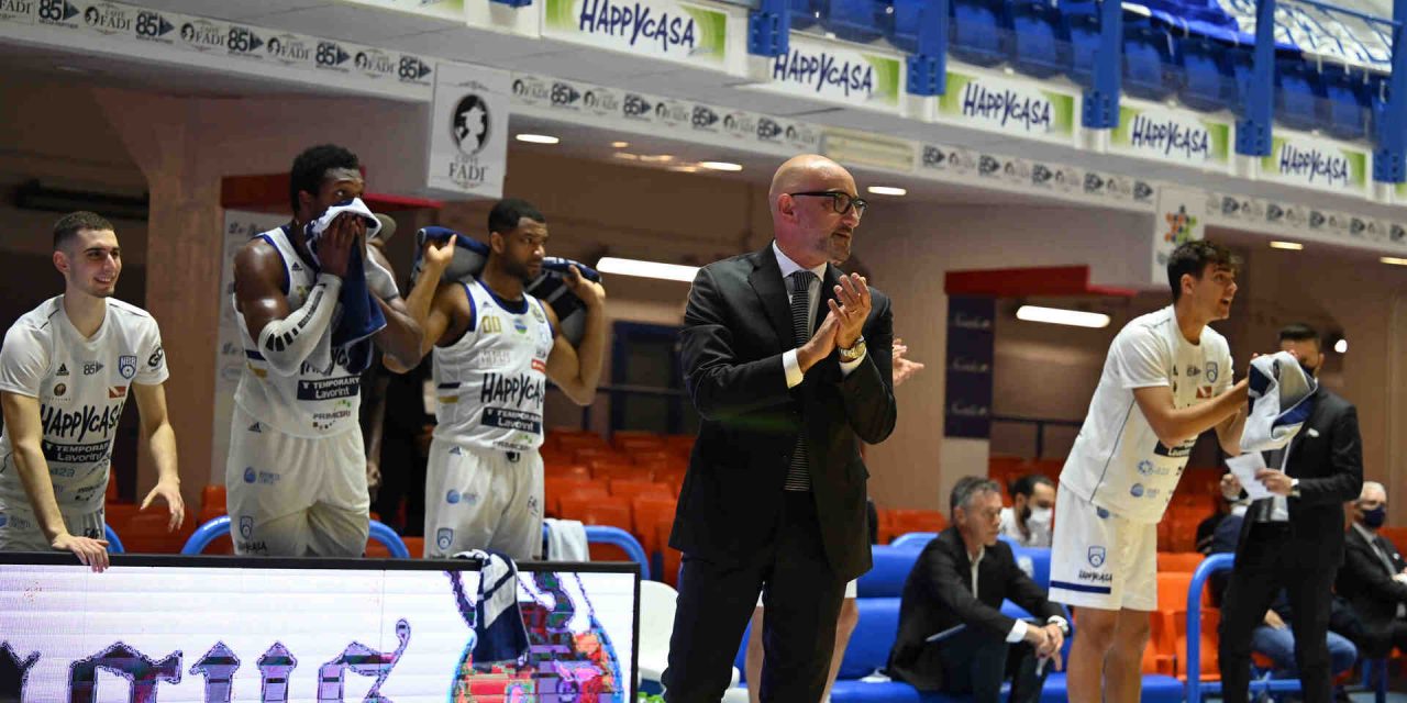 https://www.newbasketbrindisi.it/wp-content/uploads/2021/05/Z61_0129-1280x640.jpg