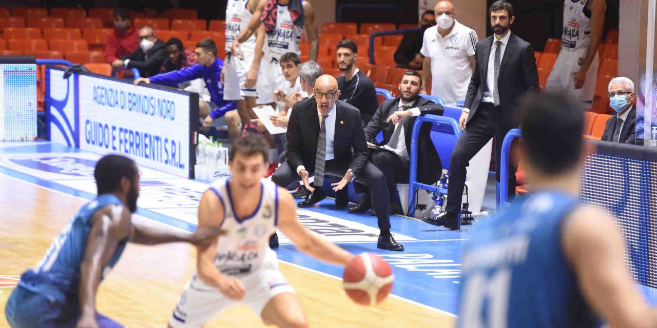 https://www.newbasketbrindisi.it/wp-content/uploads/2021/09/DSC_3828-1280x640.jpg