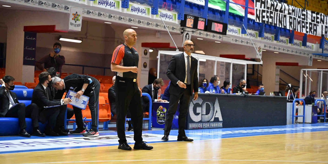 https://www.newbasketbrindisi.it/wp-content/uploads/2021/09/Z61_3103-1280x640.jpg