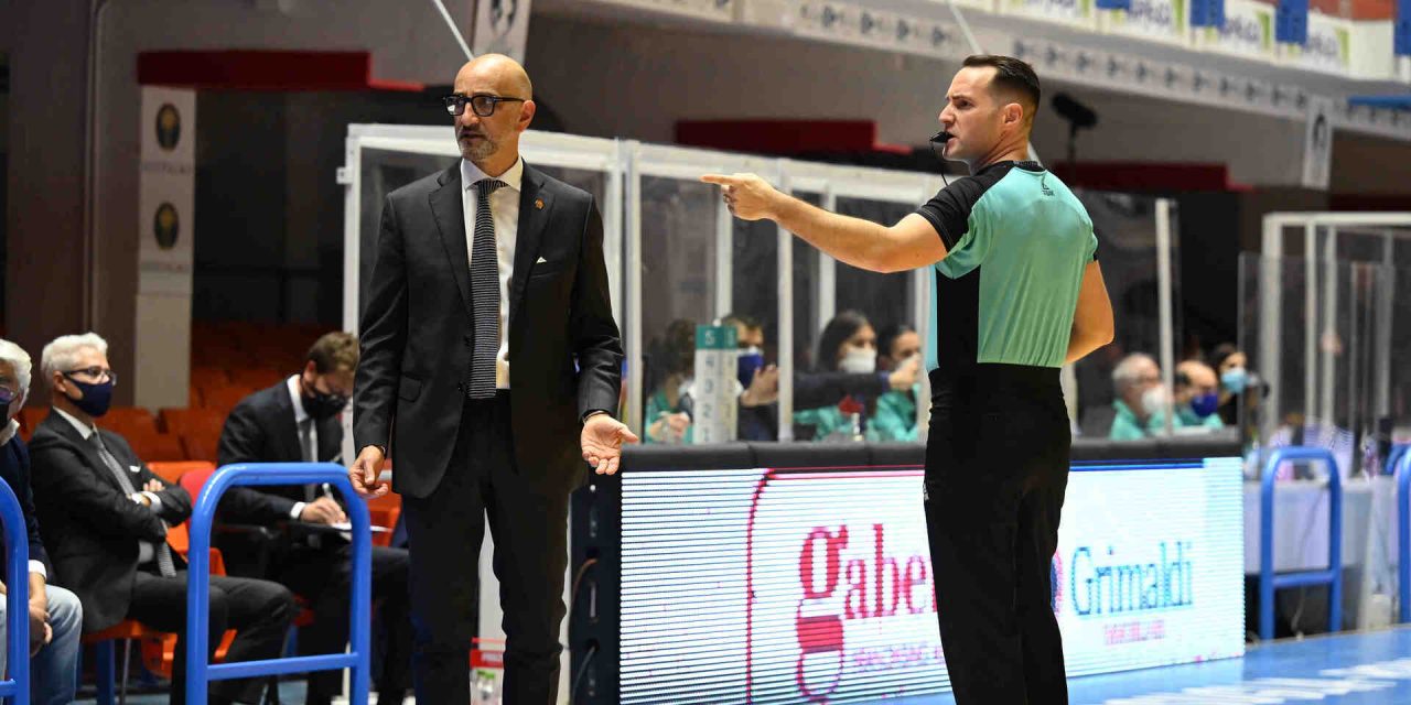 https://www.newbasketbrindisi.it/wp-content/uploads/2021/10/Z61_7207-1280x640.jpg