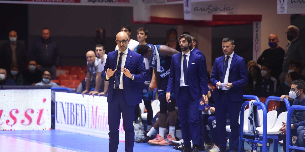 https://www.newbasketbrindisi.it/wp-content/uploads/2021/11/DSC_9945-1280x640.jpg
