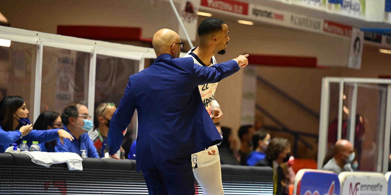 https://www.newbasketbrindisi.it/wp-content/uploads/2021/12/DAM_4771-1280x640.jpg