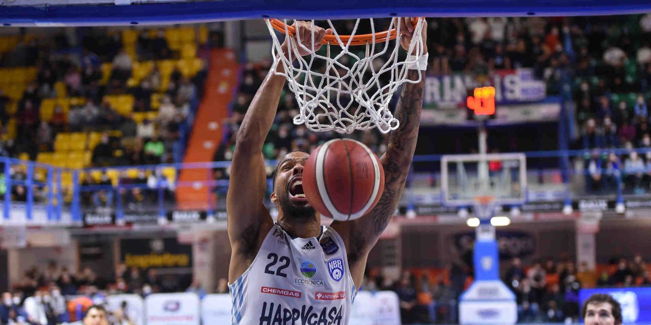 https://www.newbasketbrindisi.it/wp-content/uploads/2022/02/VIN_7304-1280x640.jpg
