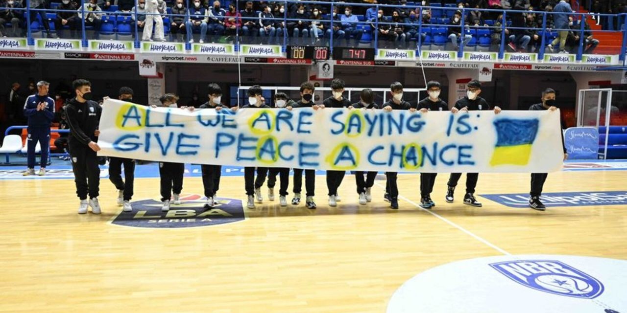 https://www.newbasketbrindisi.it/wp-content/uploads/2022/10/276322796_4418384781595435_2986915294386116939_n-1280x640.jpg