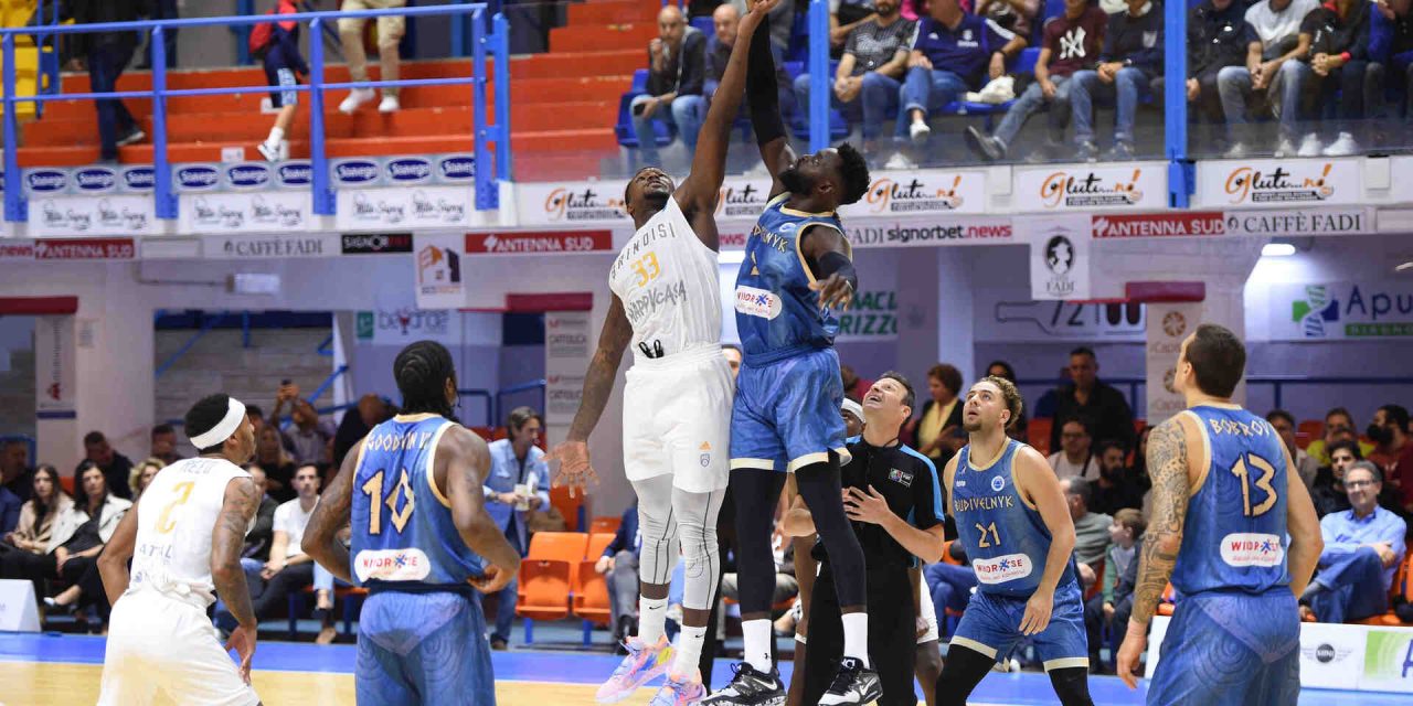 https://www.newbasketbrindisi.it/wp-content/uploads/2022/11/VIN_5412-1280x640.jpg