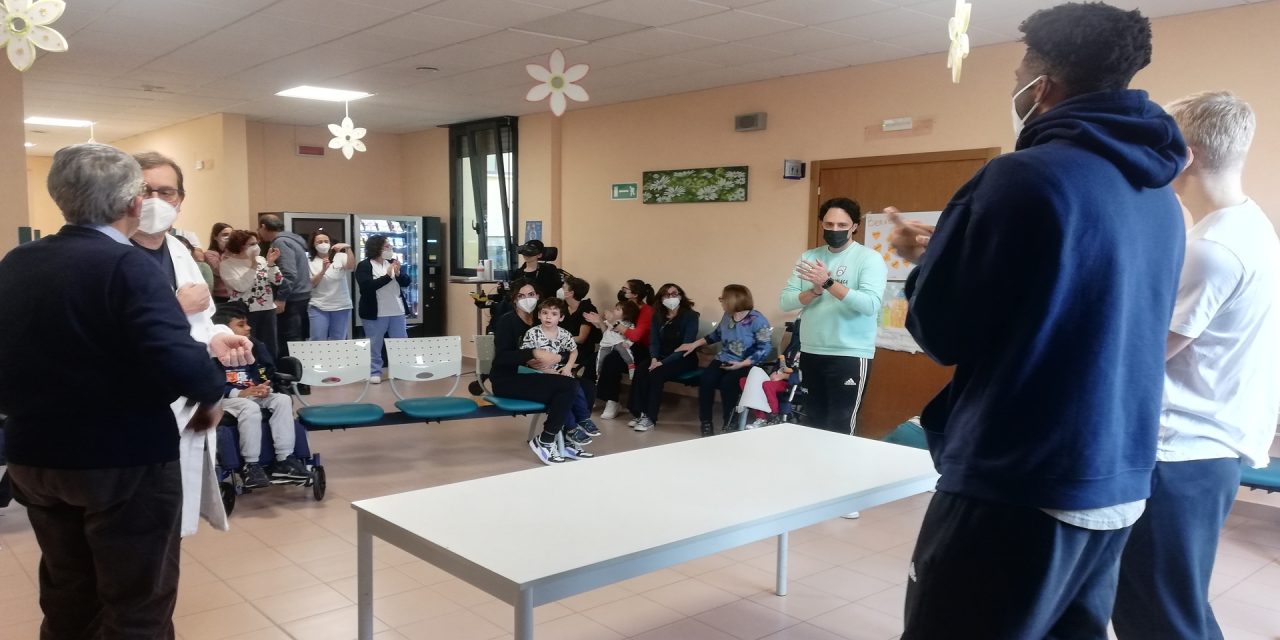 https://www.newbasketbrindisi.it/wp-content/uploads/2022/12/IMG_20221214_121325-1280x640.jpg
