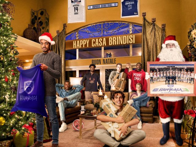 https://www.newbasketbrindisi.it/wp-content/uploads/2022/12/NBB-Xmas-Card-Front-Sito-640x480.jpg