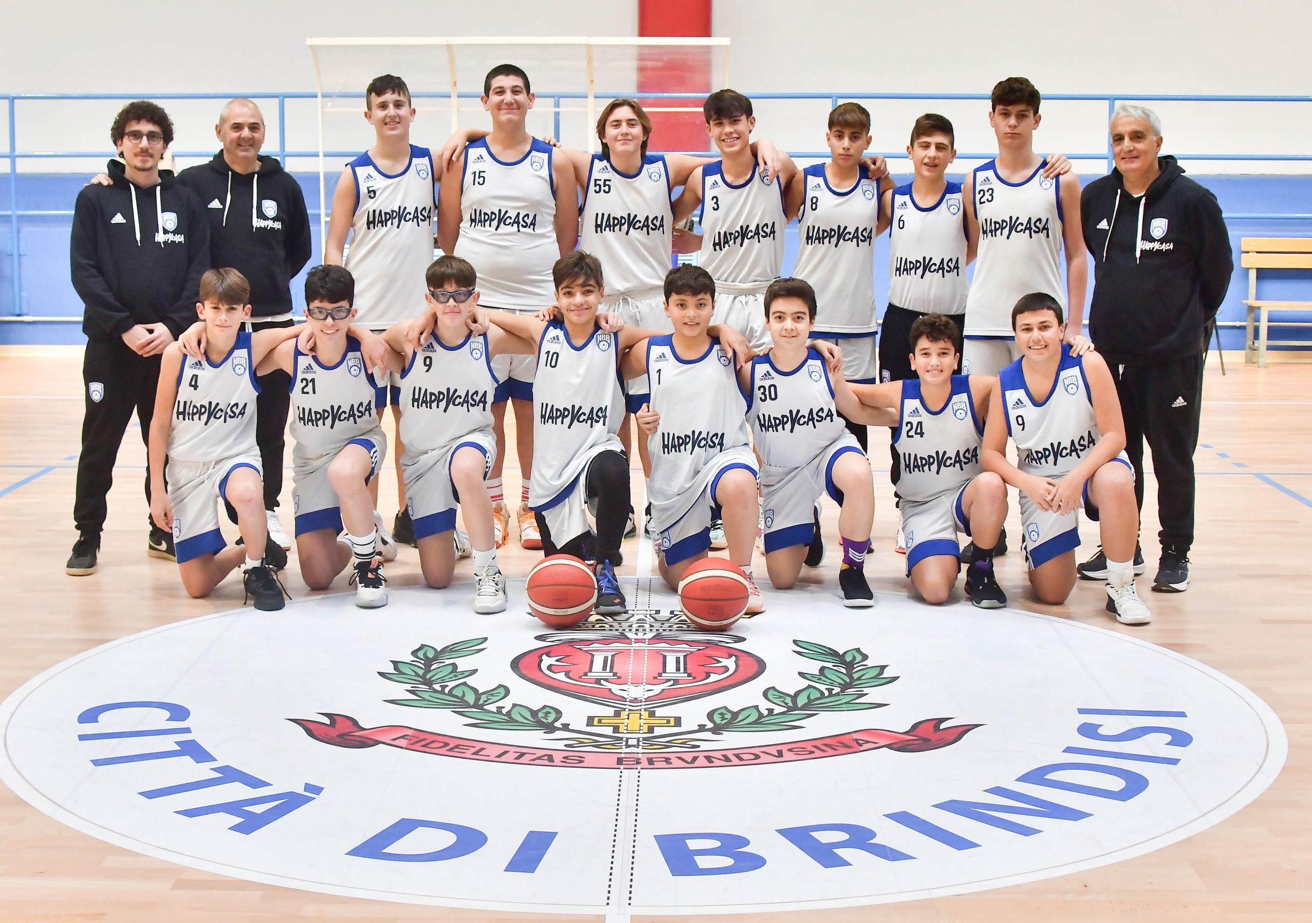 https://www.newbasketbrindisi.it/wp-content/uploads/2023/01/U14Elite_Team-scaled.jpg