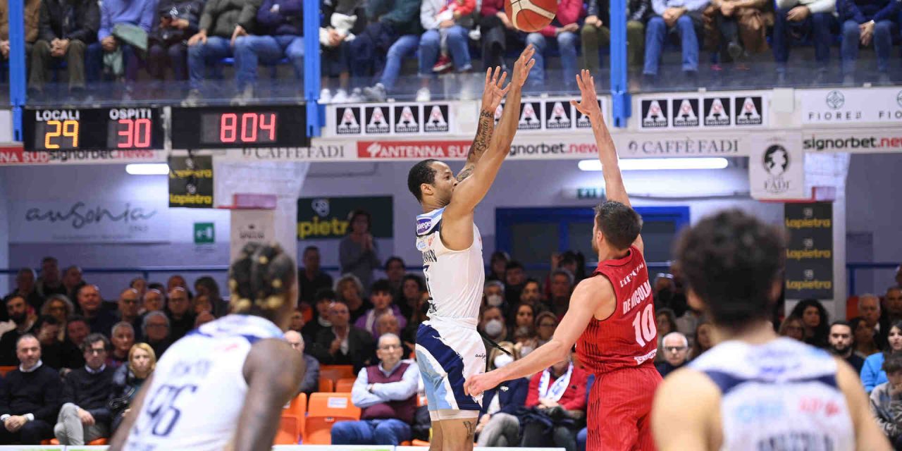 https://www.newbasketbrindisi.it/wp-content/uploads/2023/02/VIN_7107-1280x640.jpg