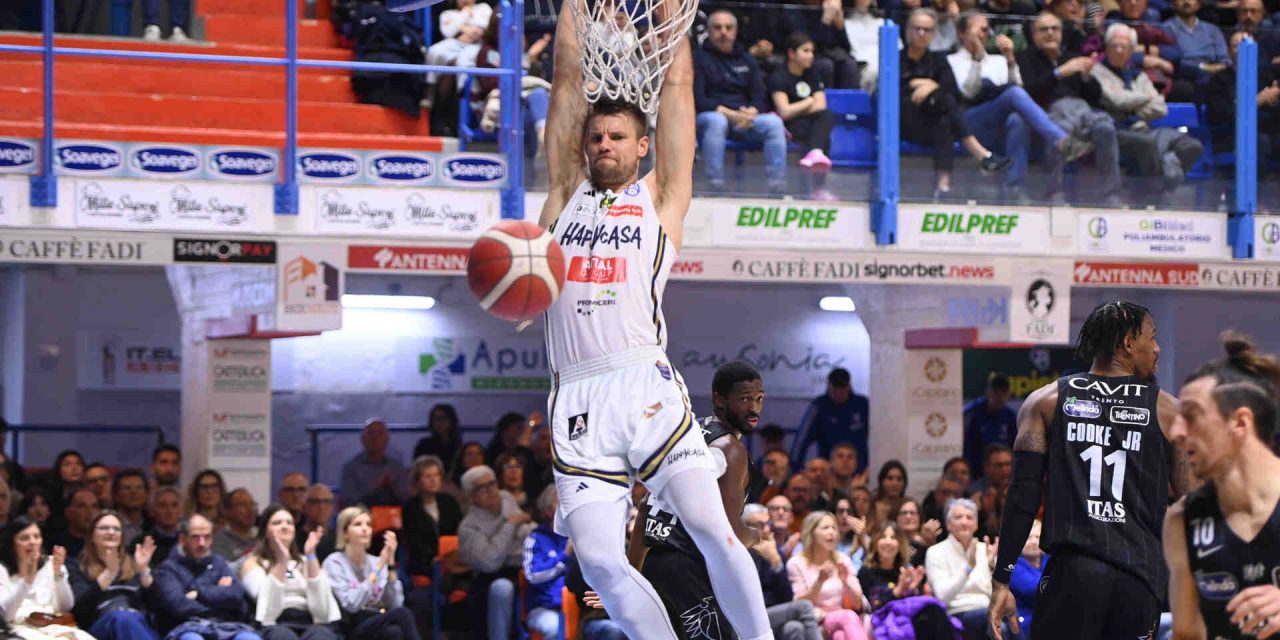 https://www.newbasketbrindisi.it/wp-content/uploads/2024/03/DSC_2678-1280x640.jpg