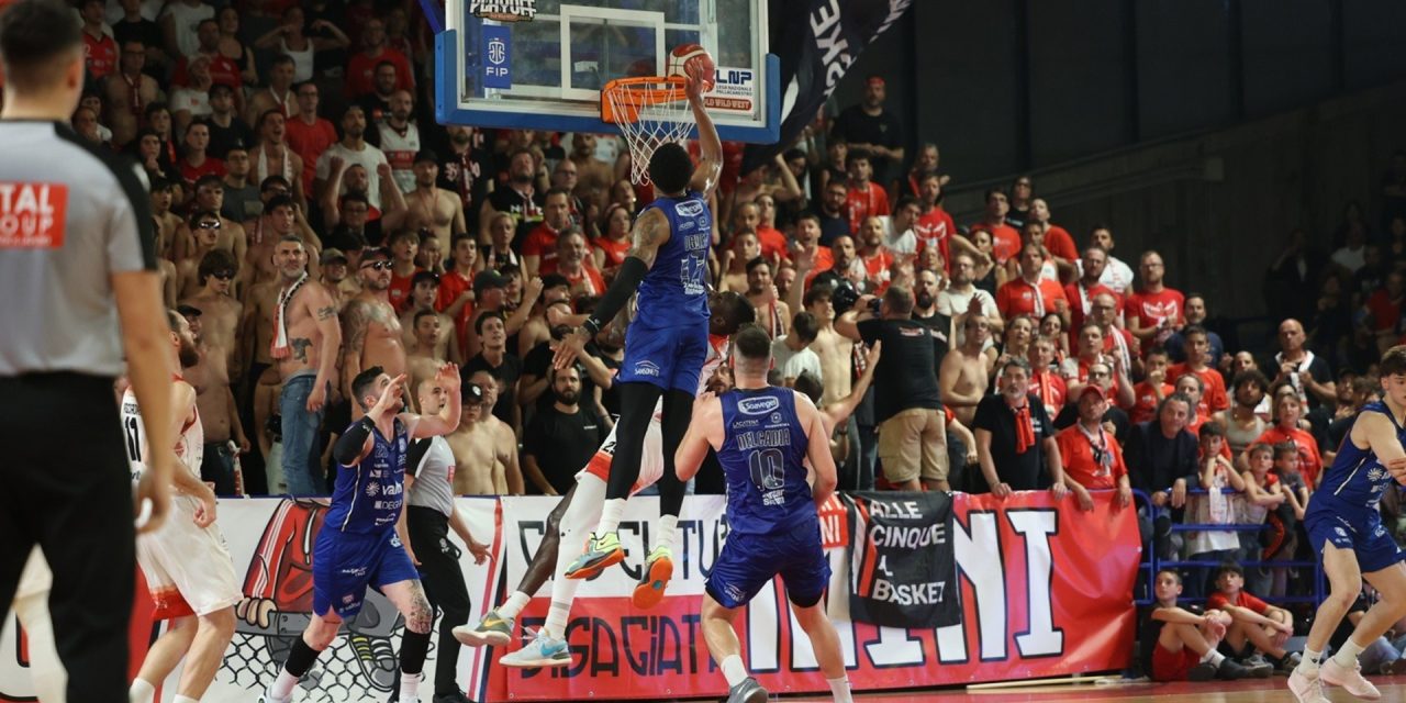 https://www.newbasketbrindisi.it/wp-content/uploads/2025/05/WhatsApp-Image-2025-05-21-at-21.29.24-6-1280x640.jpg