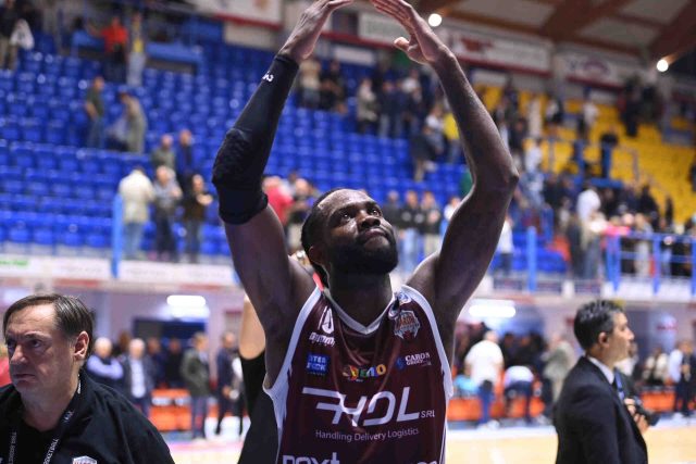 Accordo con Aristide Mouaha