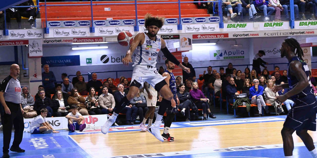 https://www.newbasketbrindisi.it/wp-content/uploads/2025/07/DSC_9002-1280x640.jpg