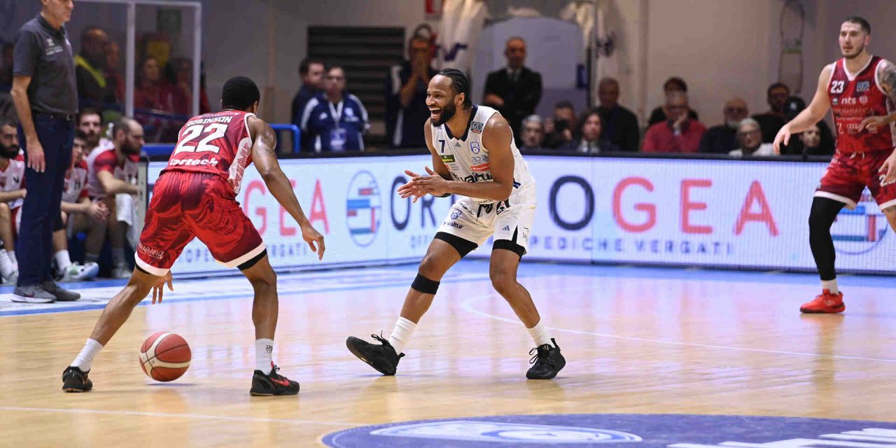 https://www.newbasketbrindisi.it/wp-content/uploads/2025/08/1467-1280x640.jpg