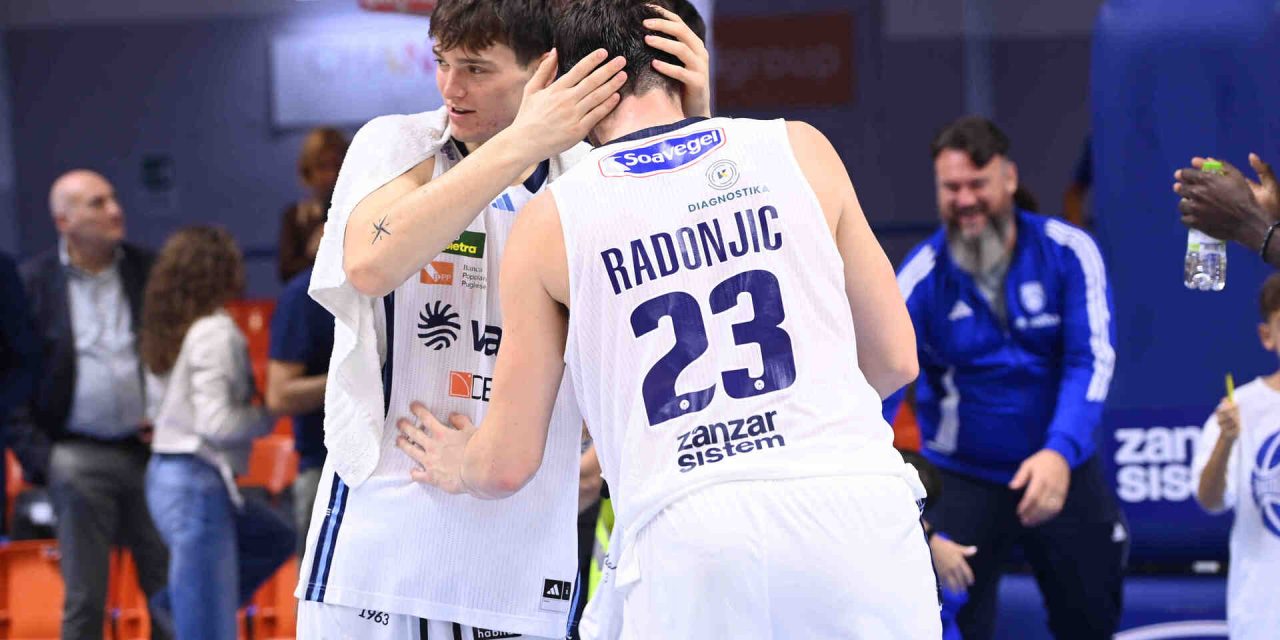 https://www.newbasketbrindisi.it/wp-content/uploads/2025/09/DSC_2904-1280x640.jpg