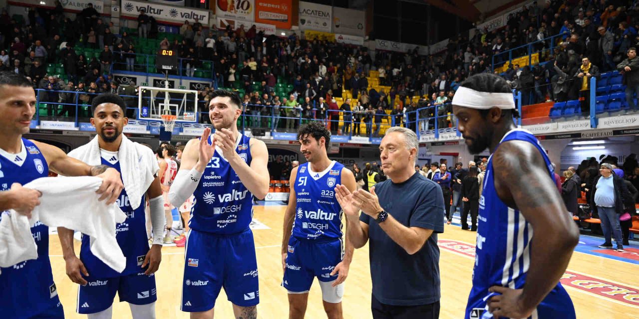 https://www.newbasketbrindisi.it/wp-content/uploads/2025/11/Z62_7623-1280x640.jpg