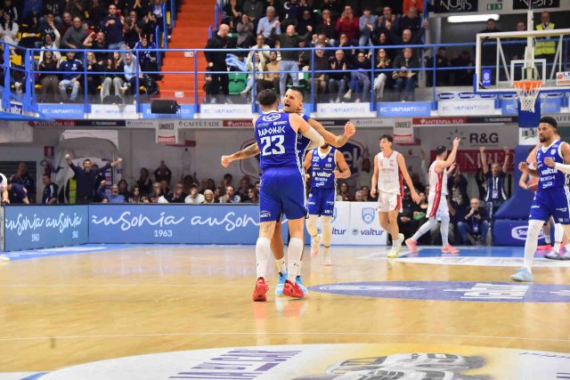 Caffè Ausonia match sponsor di Valtur Brindisi-Estra Pistoia. L’assistant coach Cardillo: “Partita importante per ripartire”