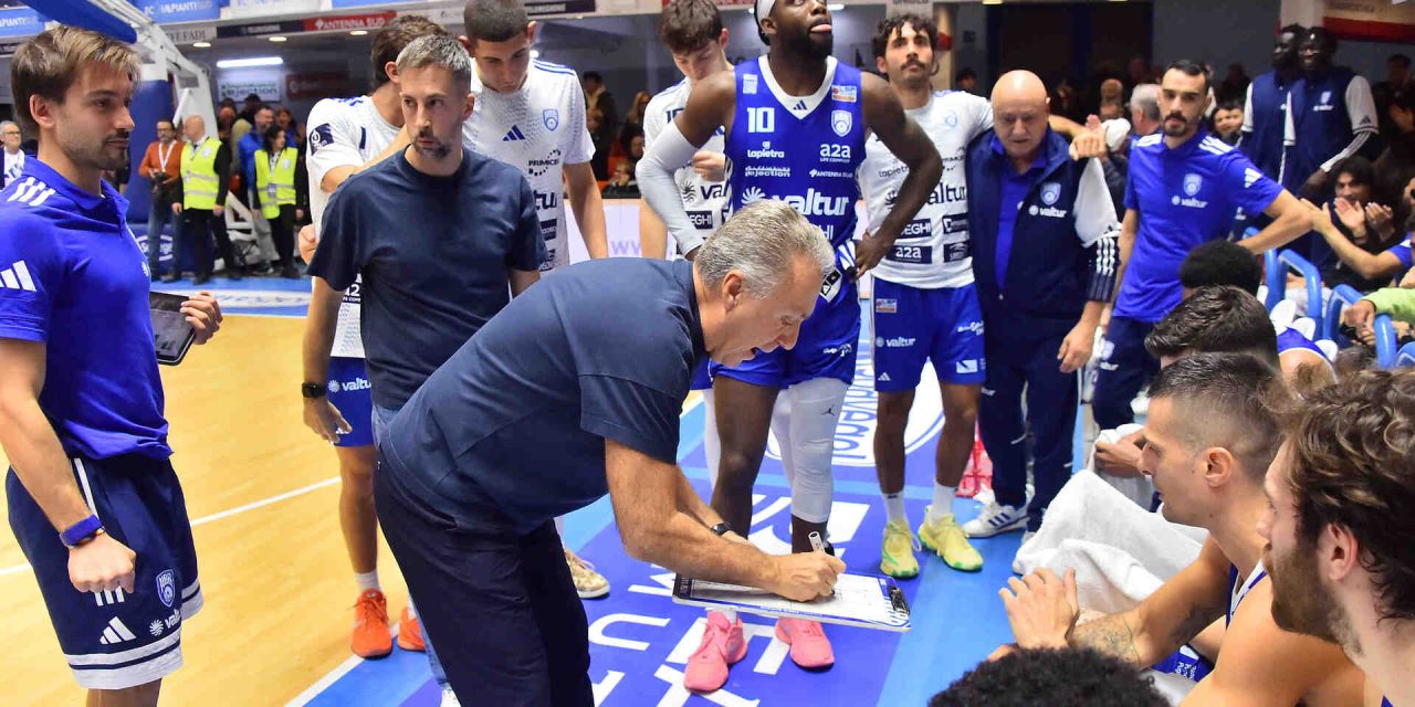 https://www.newbasketbrindisi.it/wp-content/uploads/2025/12/44-1280x640.jpg
