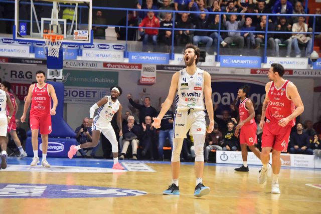 Dal -17 al successo finale, Valtur Brindisi scaccia i fantasmi e torna alla vittoria
