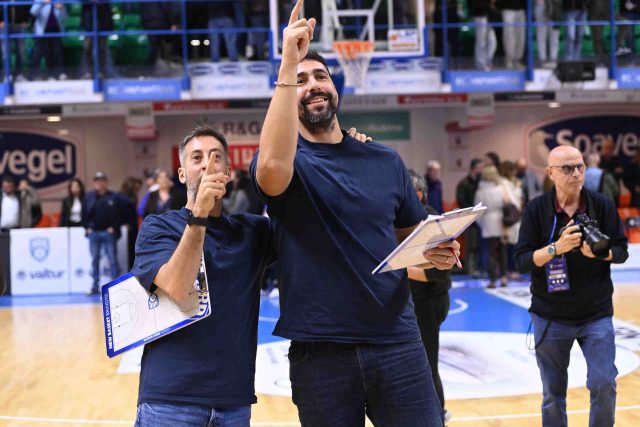 L’assistant coach Marco Cardillo ospite in studio a Zona Basket su TeleRegione