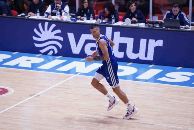 Valtur match sponsor del big match Valtur Brindisi vs Flats Service Fortitudo Bologna