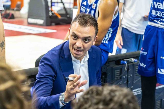 Coach Brienza: “Contento di come la squadra ha lottato in difesa”