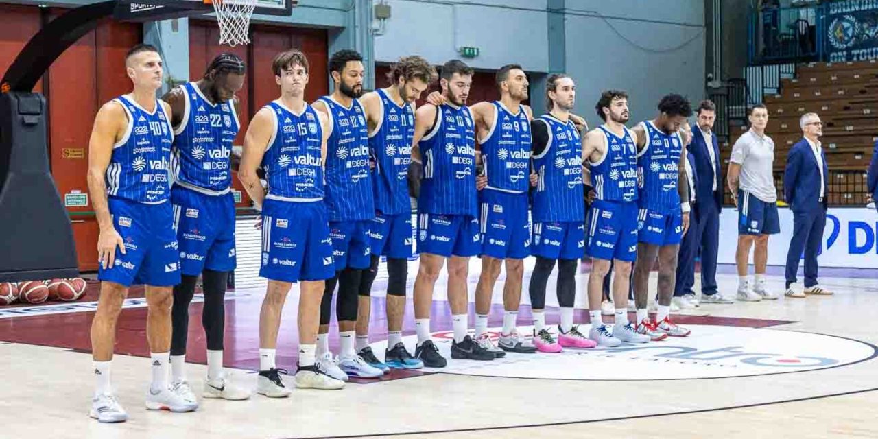 https://www.newbasketbrindisi.it/wp-content/uploads/2026/09/LF5A6323-20-1280x640.jpg