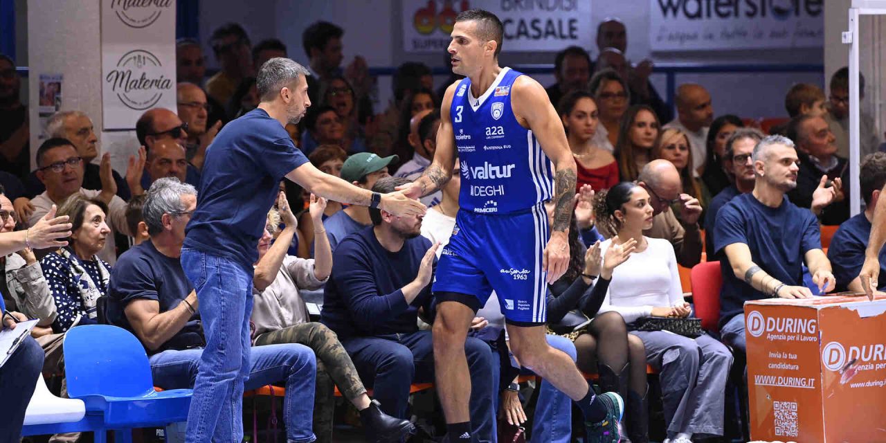 https://www.newbasketbrindisi.it/wp-content/uploads/2026/10/DSC_3502-1280x640.jpg